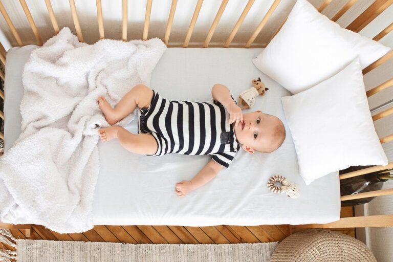 Comprehensive Best Crib Guide For Fussy Parents